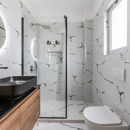 Appartement Beachside Modern By Pikhost Vlorë