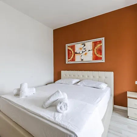 Beachside Modern By Pikhost Appartement