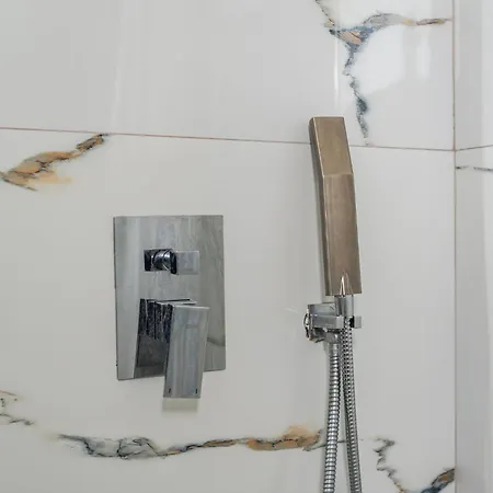 Appartement Beachside Modern By Pikhost Vlorë