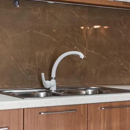 Beachside Modern By Pikhost