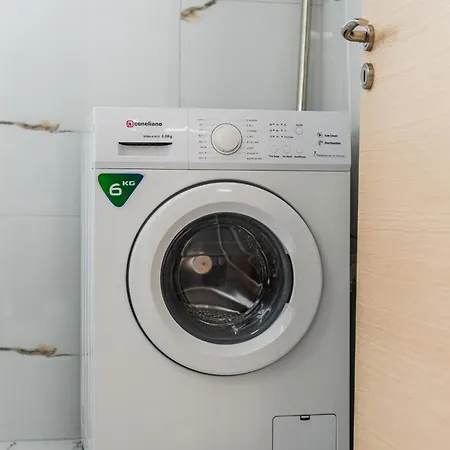 Beachside Modern By Pikhost * Vlorë