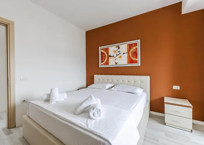 Beachside Modern By Pikhost Apartament