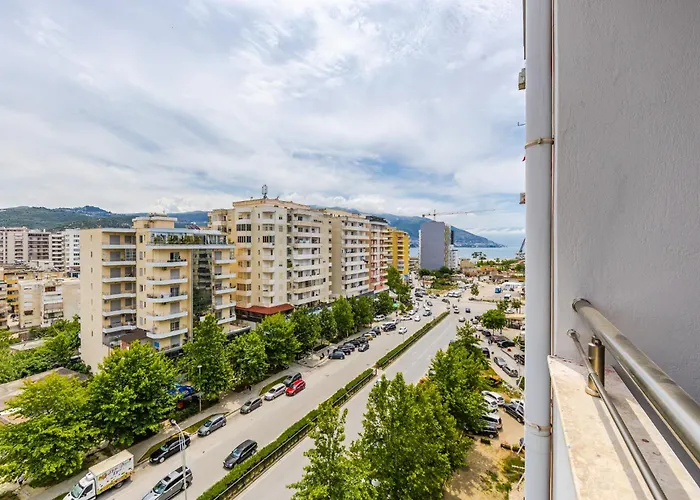 Beachside Modern By Pikhost